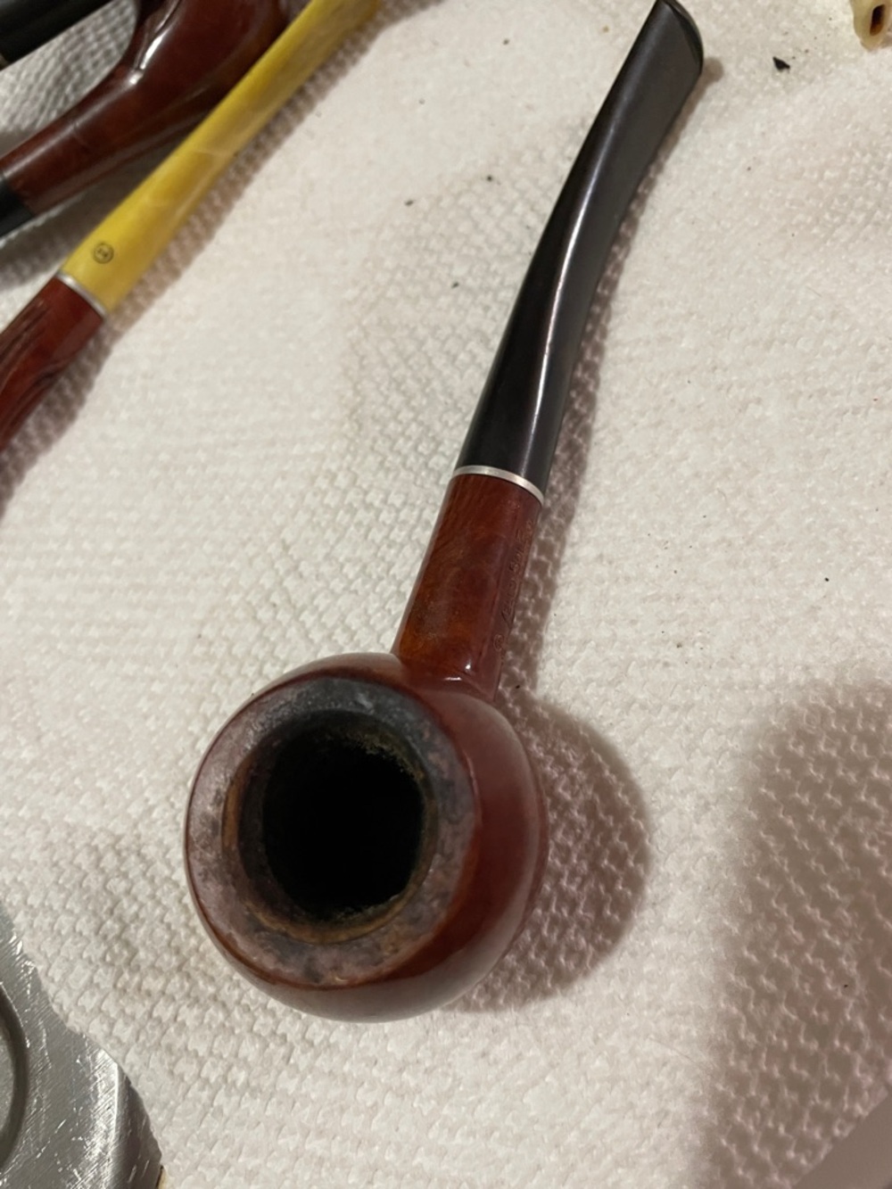 Classic Tobacco Pipe in Brown with Black Stem